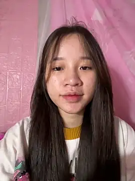 Nude-xx1 online show from April 17, 2026, 12:19 pm