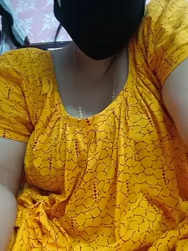 susmitabiswas9312 online show from May 18, 2026, 5:52 pm