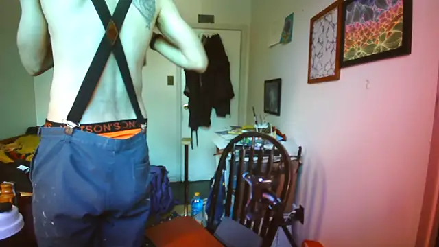 JohnnyMoves online show from June 18, 2026, 4:11 pm