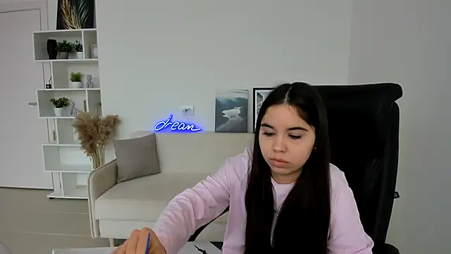 PilarRusko online show from April 17, 2026, 10:18 am