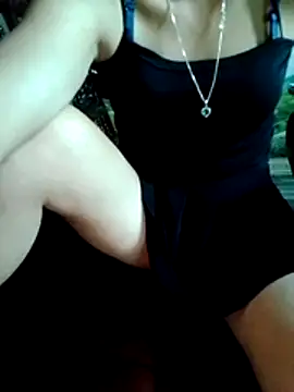 Zara-Lina online show from June 5, 2026, 7:03 am