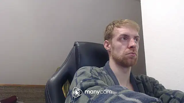 Milkyman7 online show from November 19, 2025, 8:20 pm