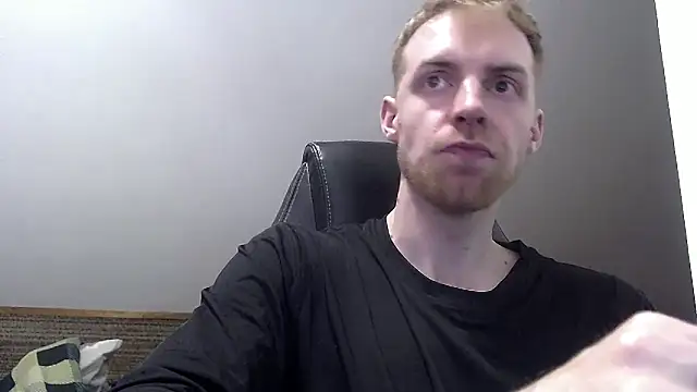 Milkyman7 online show from June 3, 2026, 8:03 pm