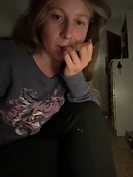 BizcochitoLeila online show from April 21, 2026, 10:12 pm