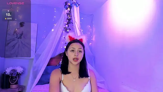 Snapshot of thalia_ecos chatting on May 26, 2026, 8:27 pm thalia ecos online show from May 26, 2026, 8:27 pm