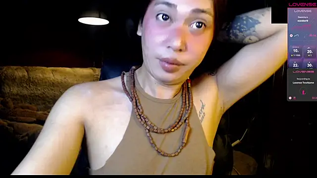 Snapshot of prettybushy chatting on May 17, 2026, 4:10 am prettybushy online show from May 17, 2026, 4:10 am