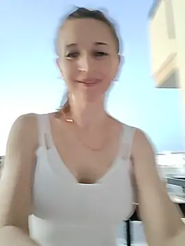 irresistibelle online show from June 18, 2026, 5:17 pm