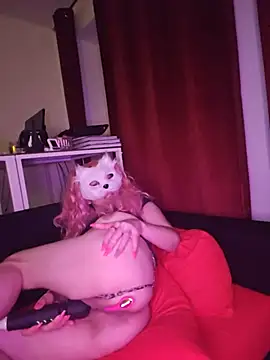 lilianroses online show from June 8, 2026, 1:28 am
