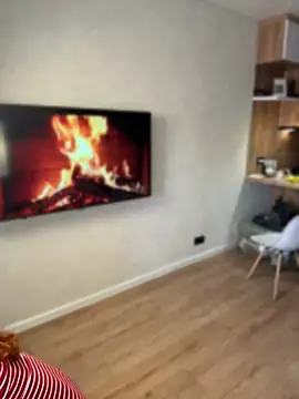 evawitney online show from April 20, 2026, 2:47 am