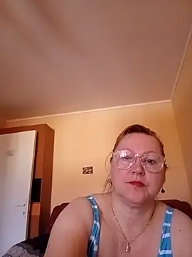 I amVeronicle online show from June 10, 2026, 5:18 am