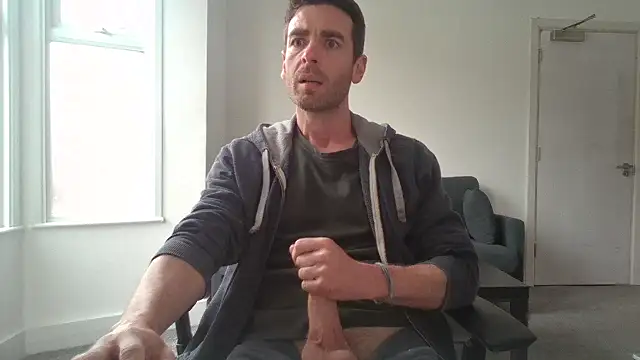frenchbdmaninlondon online show from June 11, 2026, 2:04 pm