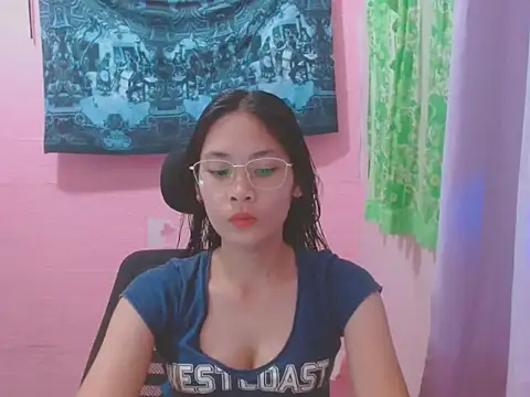 Sweetsexylady19 online show from June 3, 2026, 5:54 am