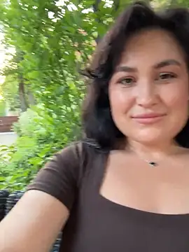 LilyyFox online show from May 18, 2026, 4:24 pm