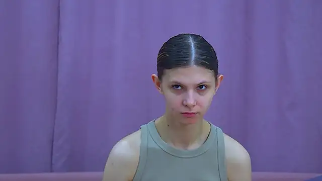 AudreyBarlov online show from May 6, 2026, 6:52 am