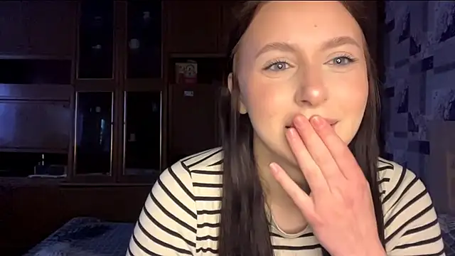 JanitaNetrosio online show from April 20, 2026, 9:12 am