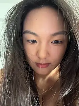 dearBeibeii online show from May 21, 2026, 2:18 am