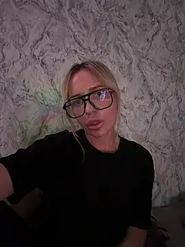 RaisaZaxarovna online show from June 14, 2026, 11:23 am