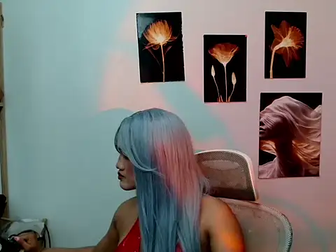 YourHot Nica online show from April 20, 2026, 2:20 pm