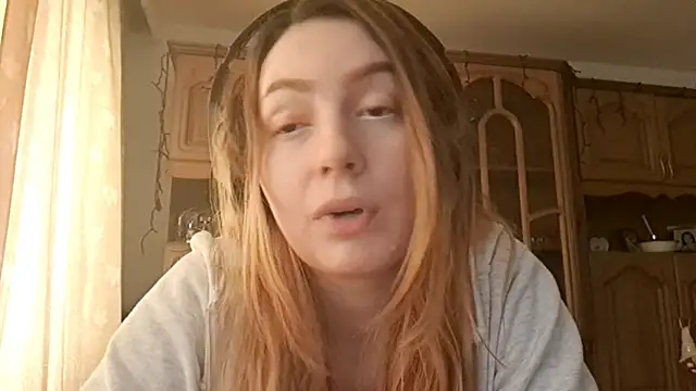 LubaGiovanni online show from April 24, 2026, 8:39 am