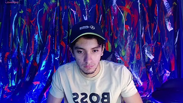 Snapshot of dante_18cm_ chatting on May 29, 2026, 12:30 am dante 18cm online show from May 29, 2026, 12:30 am