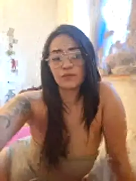 Mayicumdaddy221 online show from April 29, 2026, 12:05 am