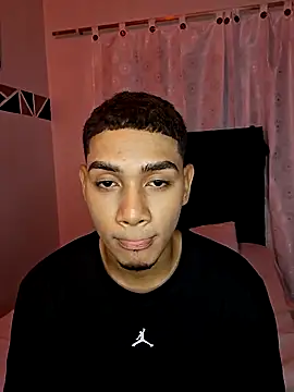 ApoloKiss  online show from April 27, 2026, 1:03 am