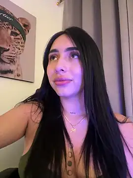 IsabellaNoir  online show from June 6, 2026, 12:16 am
