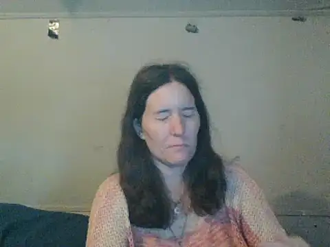 Mini83 online show from May 8, 2026, 6:46 pm