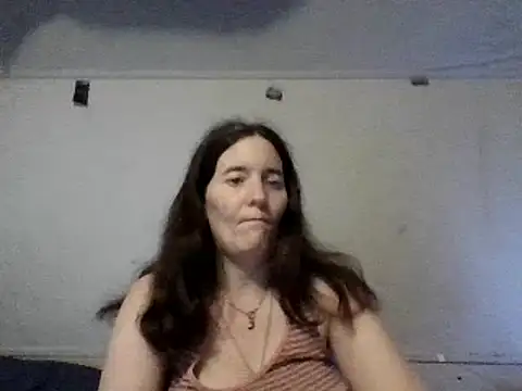 Mini83 online show from May 15, 2026, 9:55 pm