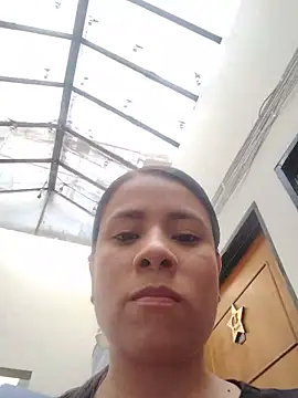 Nicol Alvarez1 online show from May 14, 2026, 10:27 pm