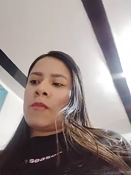 Nicol Alvarez1 online show from June 10, 2026, 10:08 pm