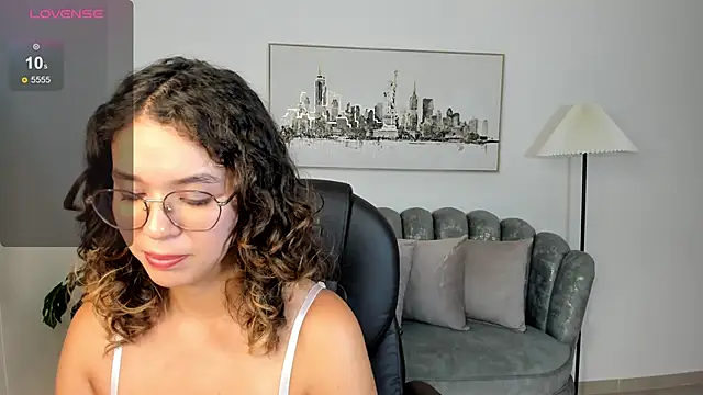 sienna luxor online show from May 15, 2026, 11:34 pm