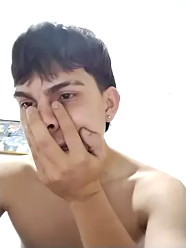 Sleither27 online show from April 22, 2026, 3:42 am