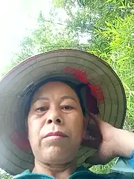 Ari-Na9 online show from June 5, 2026, 3:35 am