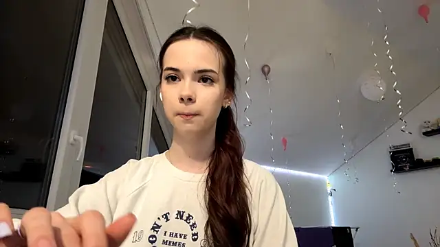 JoellaGrode online show from April 24, 2026, 8:55 pm