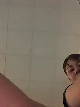 Helen-baby online show from May 21, 2026, 5:47 am