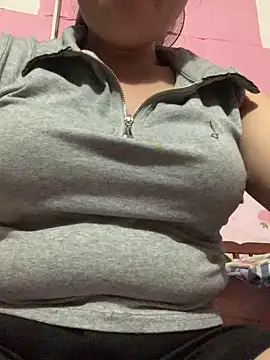 Helen-baby online show from May 21, 2026, 7:10 pm