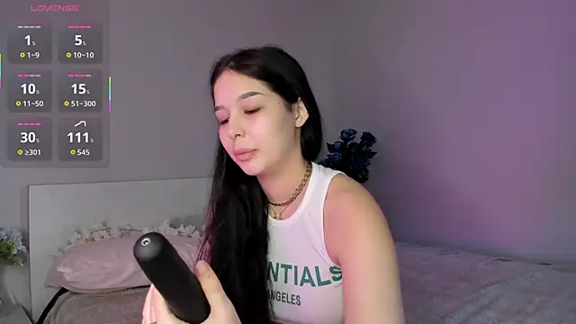 Snapshot of missinfull chatting on May 9, 2026, 1:27 pm missinfull online show from May 9, 2026, 1:27 pm