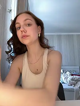  AliceWells online show from May 10, 2026, 2:44 pm