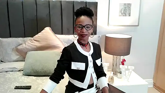 Miss-Erotic-Narcotic online show from May 21, 2026, 8:49 pm