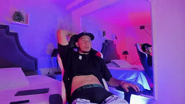 lyonGold  online show from April 26, 2026, 1:31 pm