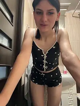 Karisha01 online show from May 17, 2026, 9:49 am