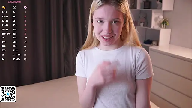 Sweet Love Lily online show from May 26, 2026, 8:27 pm