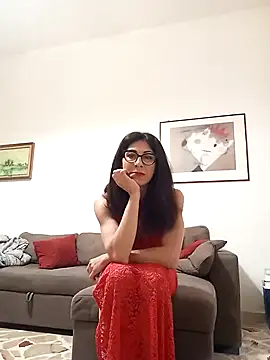 Snapshot of Ambra84 chatting on May 11, 2026, 10:18 pm Ambra84 online show from May 11, 2026, 10:18 pm