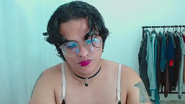 Diane exotic online show from May 27, 2026, 12:51 am