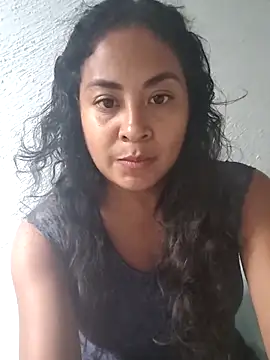 DiosaJaguarMorena online show from April 24, 2026, 11:40 pm