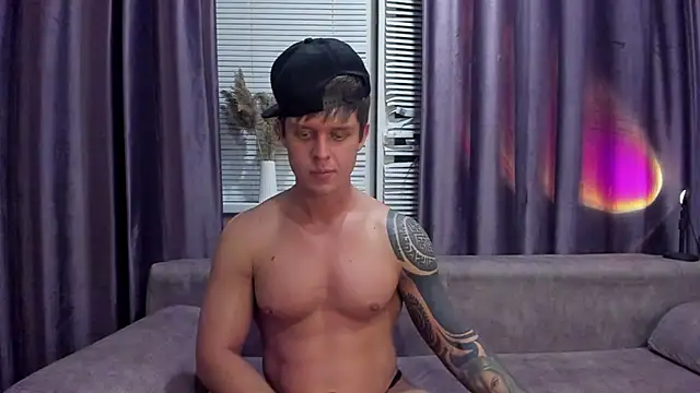 MarcoErra online show from June 7, 2026, 4:55 pm