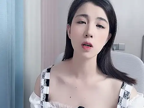 amy-6668 online show from May 2, 2026, 3:55 am