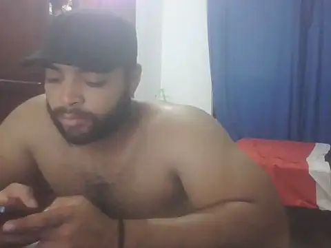 Bearmachin online show from May 15, 2026, 2:40 am
