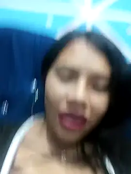 chiquibaby17 online show from April 26, 2026, 10:18 pm